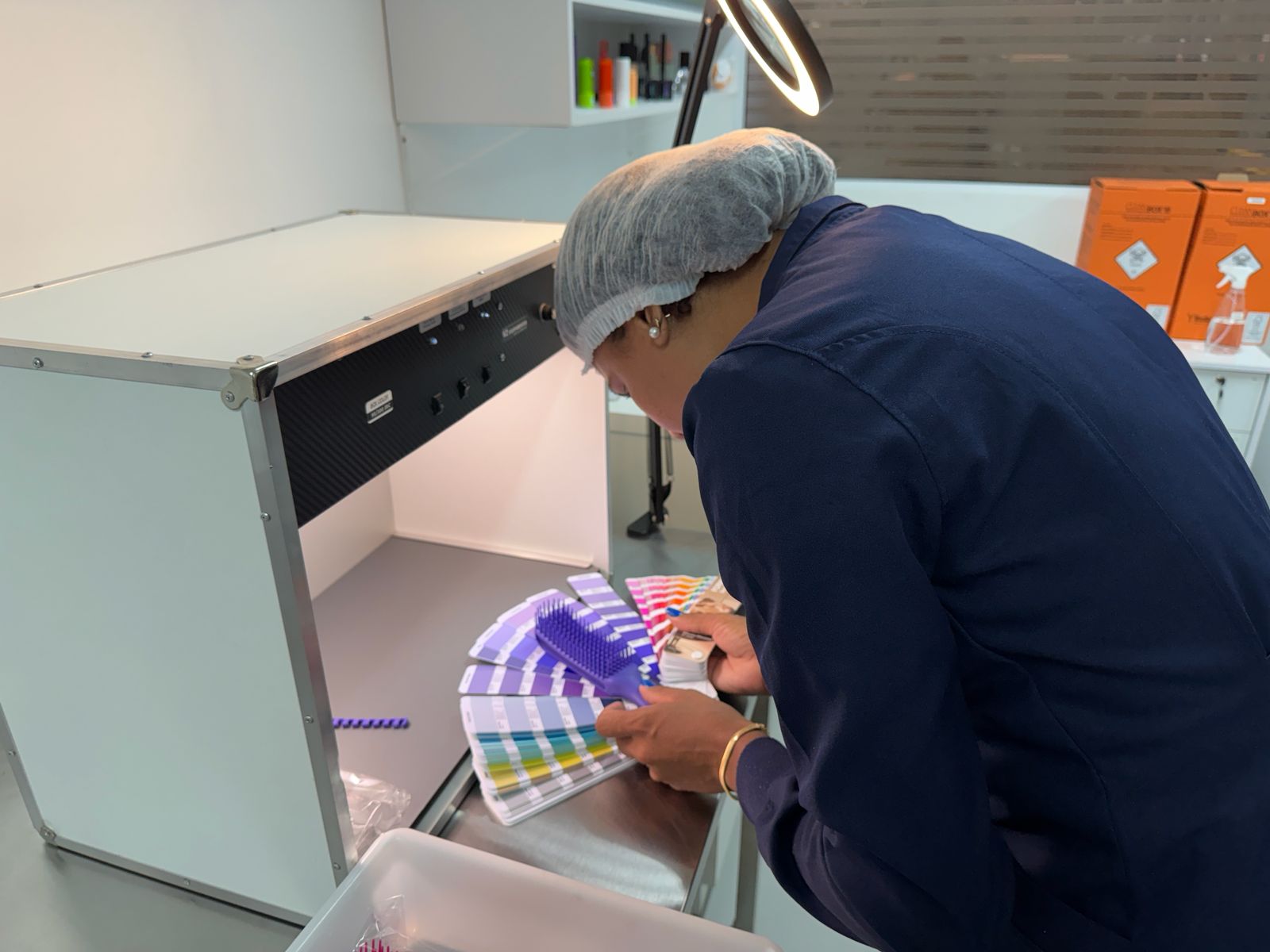 Laboratório da FullBeauty para controle de qualidade e validação de produtos cosméticos